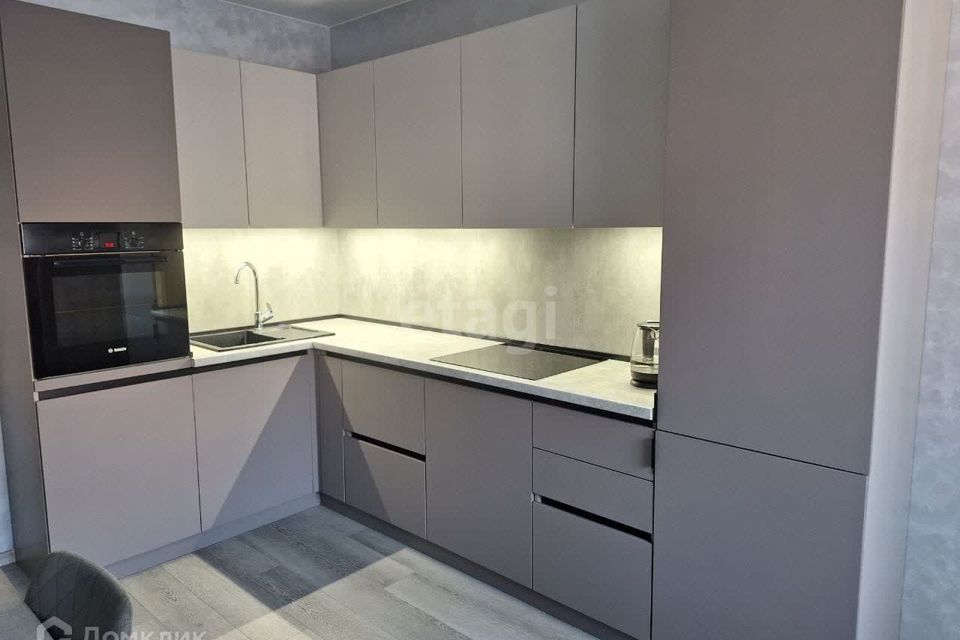 Продаётся 3-комнатная квартира, 83 м²