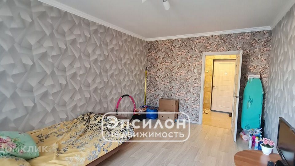 Продаётся 1-комнатная квартира, 38 м²