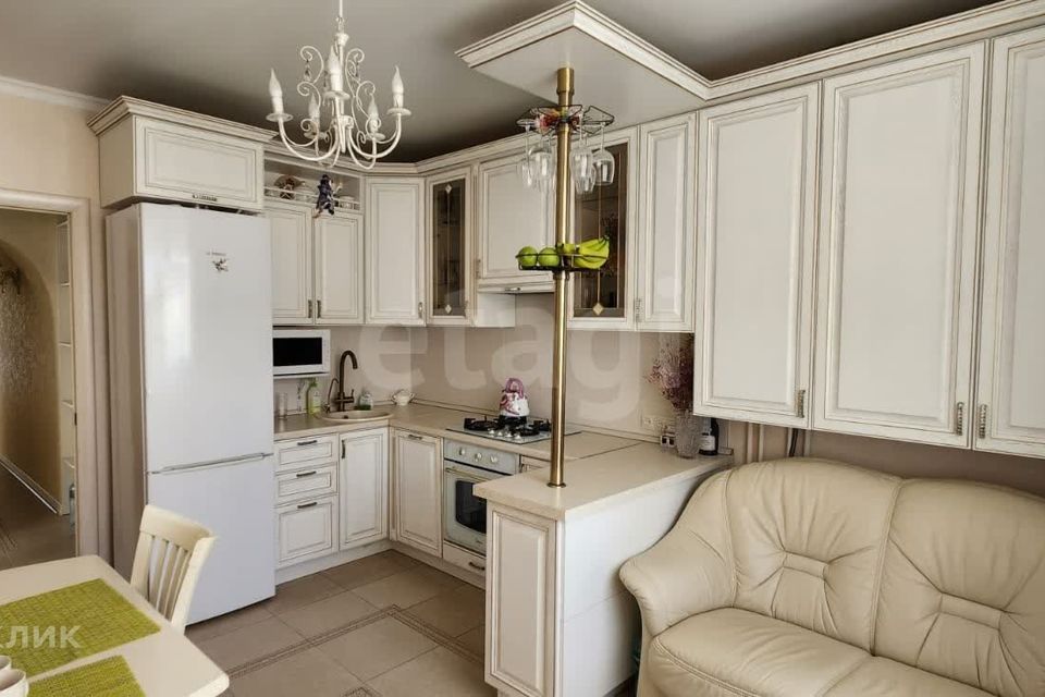Продаётся 3-комнатная квартира, 85 м²