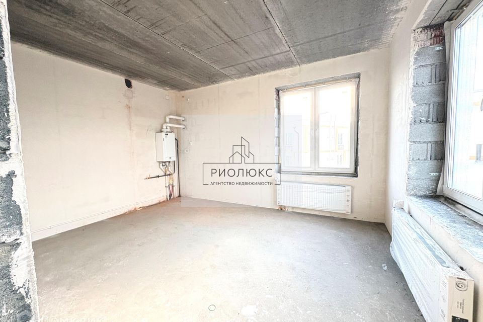 Продаётся 1-комнатная квартира, 41.8 м²