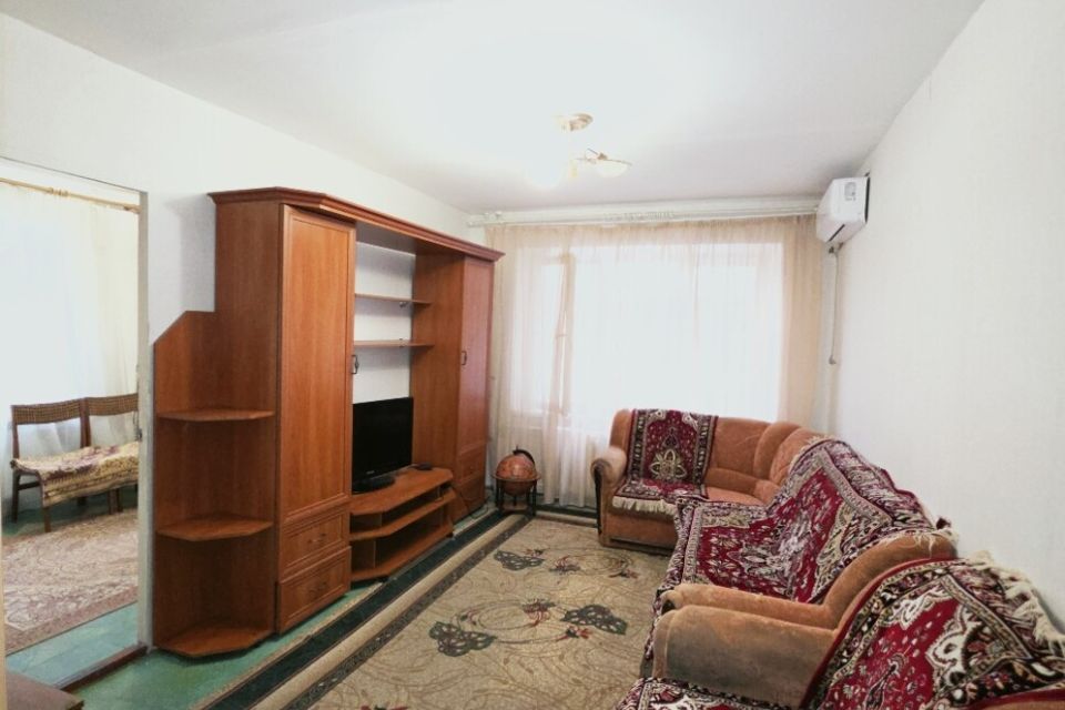 Продаётся 3-комнатная квартира, 52.2 м²