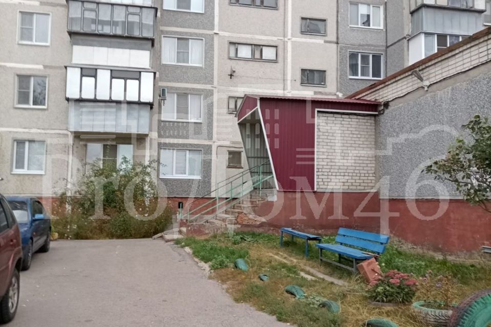 Продаётся 1-комнатная квартира, 32 м²