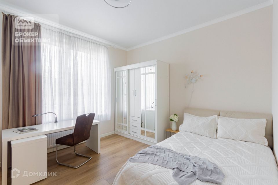 Продаётся 3-комнатная квартира, 102.5 м²