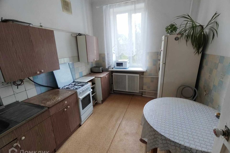 Продаётся 4-комнатная квартира, 99 м²