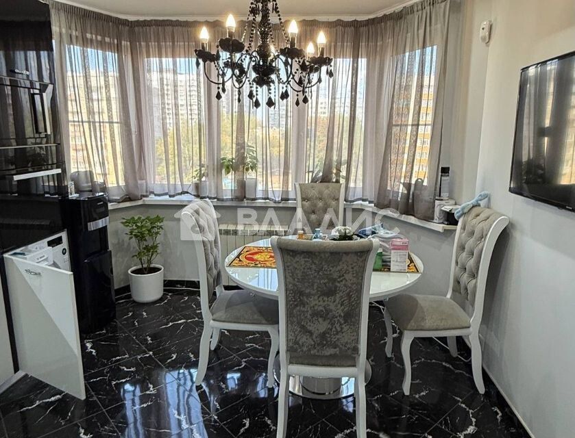 Продаётся 3-комнатная квартира, 76 м²