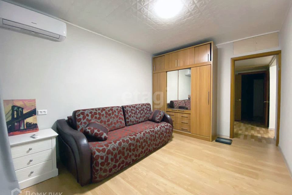 Продаётся 3-комнатная квартира, 63.5 м²