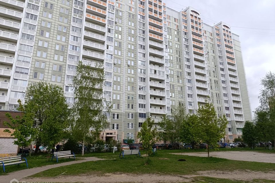 Продаётся 4-комнатная квартира, 99.7 м²