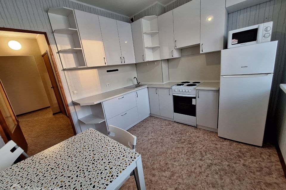 Сдаётся 2-комнатная квартира, 60 м²