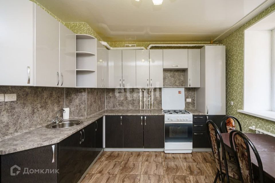 Продаётся 3-комнатная квартира, 81 м²
