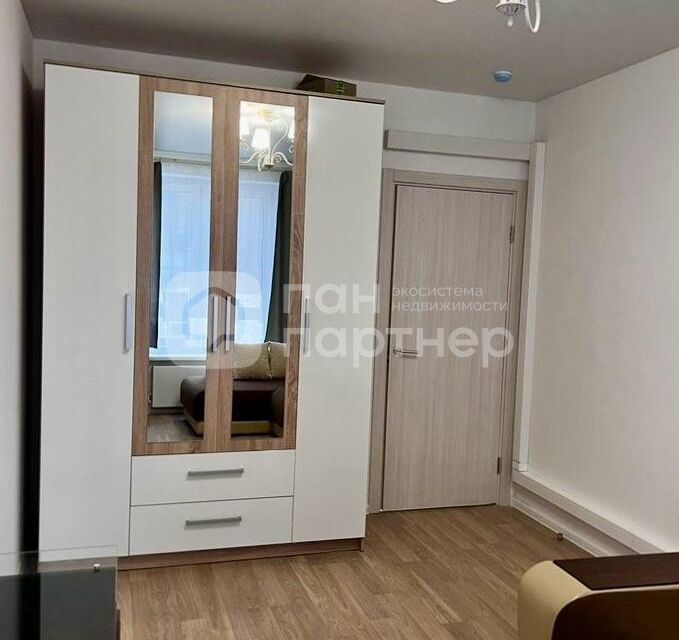 Продаётся 1-комнатная квартира, 37.4 м²