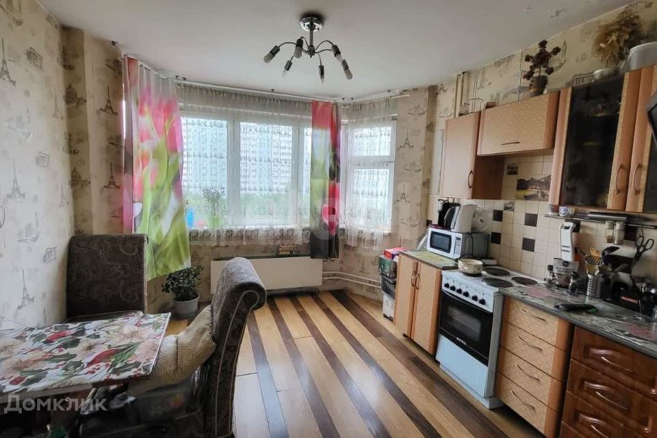 Продаётся 2-комнатная квартира, 66.4 м²