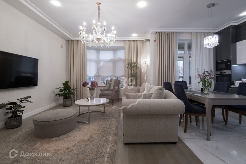 Продаётся 1-комнатная квартира, 49 м²