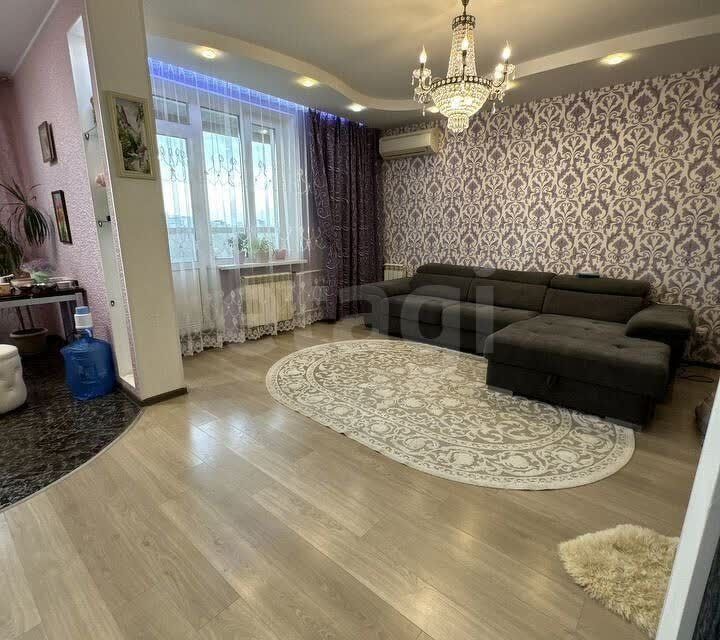 Продаётся 2-комнатная квартира, 64.4 м²