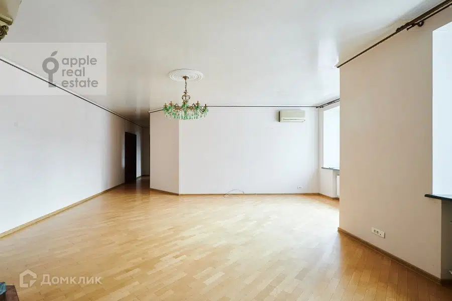 Продаётся 2-комнатная квартира, 119.1 м²