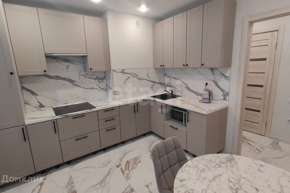 Сдаётся 1-комнатная квартира, 40 м²