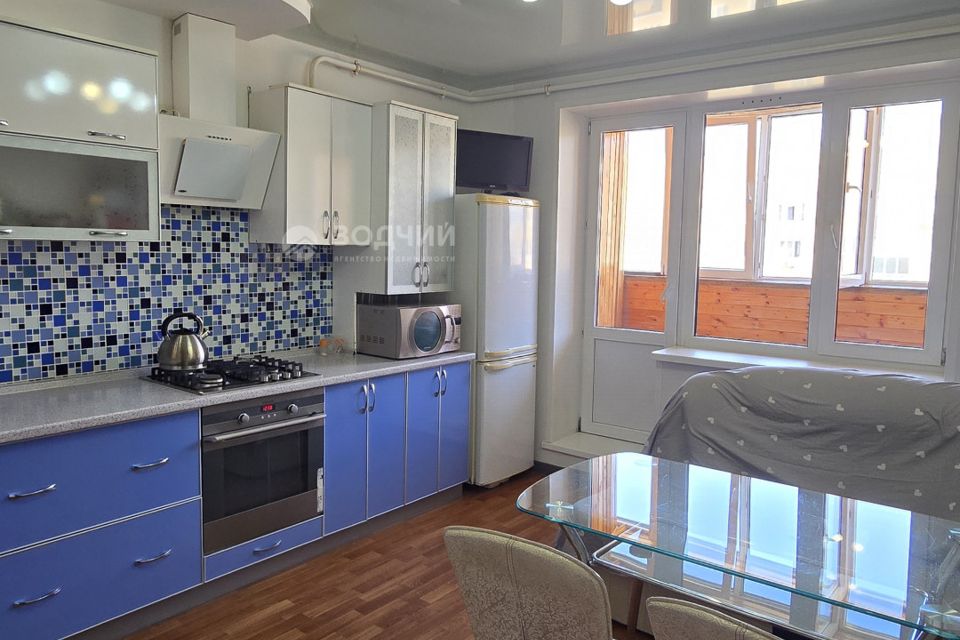 Продаётся 2-комнатная квартира, 76.5 м²