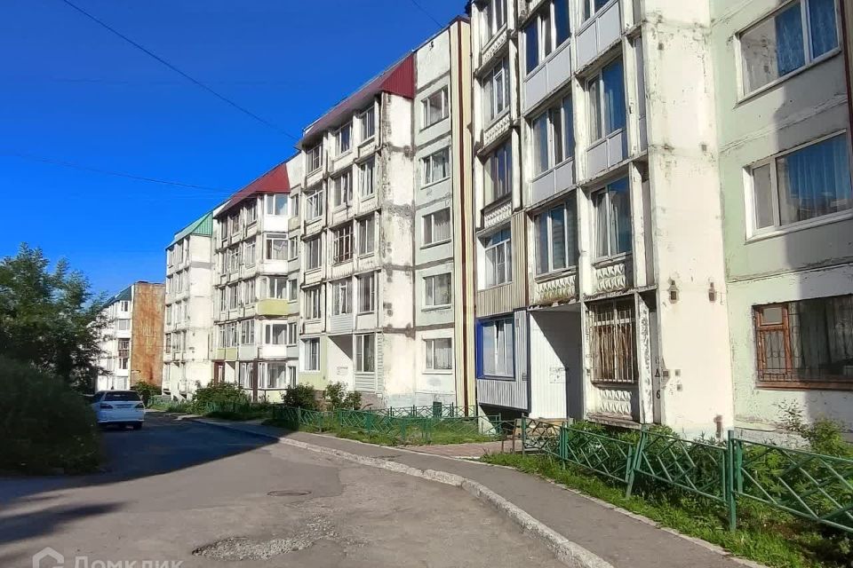 Продаётся 4-комнатная квартира, 77.1 м²