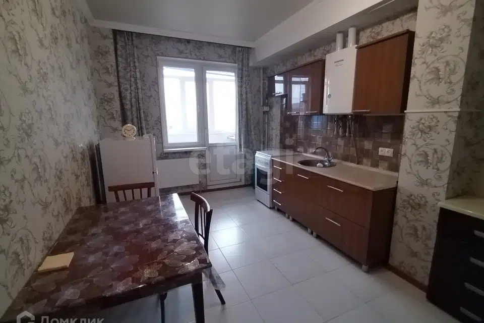 Продаётся 1-комнатная квартира, 43.71 м²