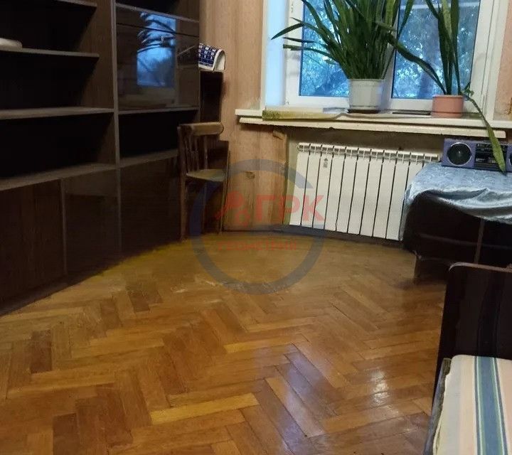 Продаётся 4-комнатная квартира, 94.2 м²