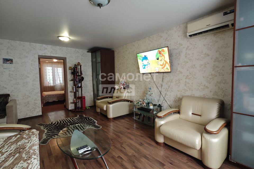 Продаётся 2-комнатная квартира, 56.1 м²