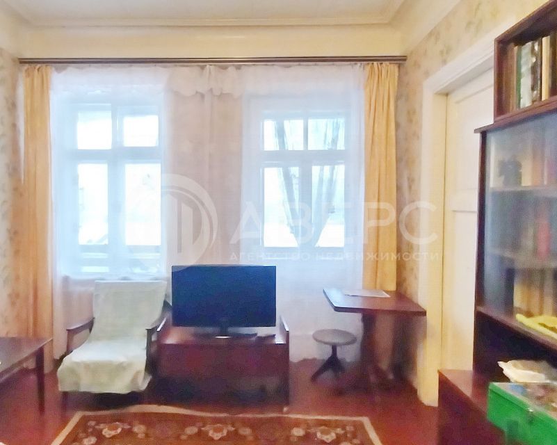 Продаётся 3-комнатная квартира, 51.7 м²