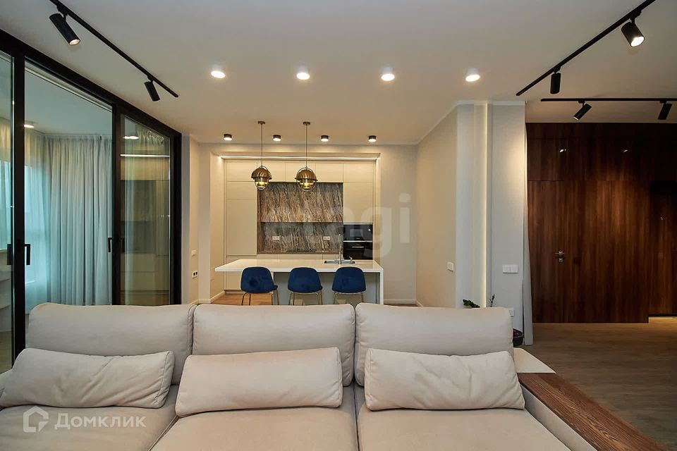 Продаётся 2-комнатная квартира, 76.4 м²