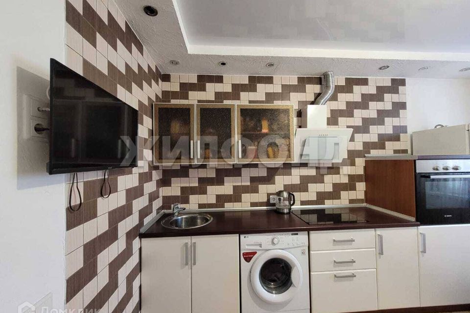 Продаётся 2-комнатная квартира, 75.5 м²