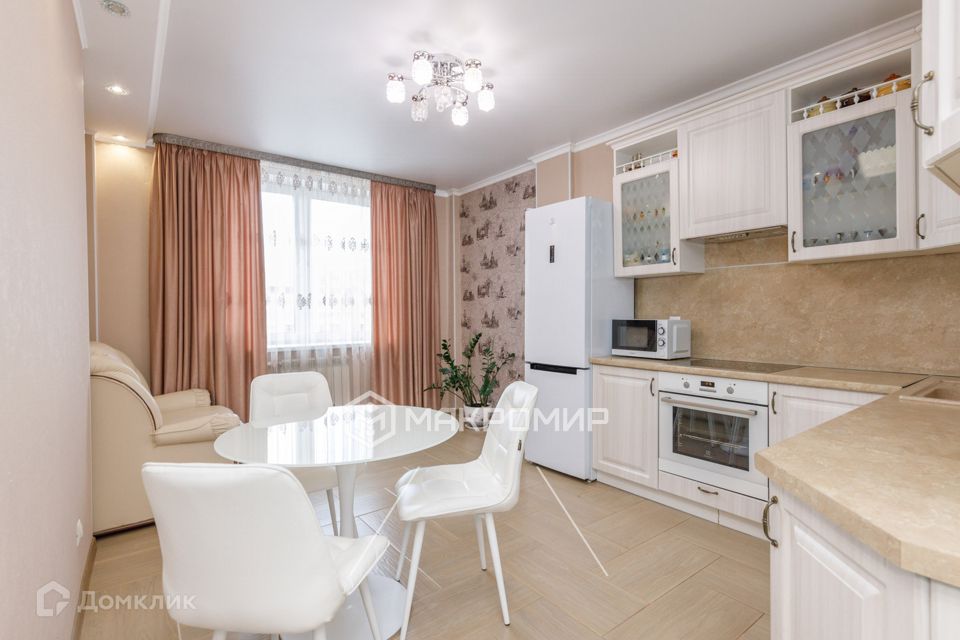 Сдаётся 2-комнатная квартира, 56 м²
