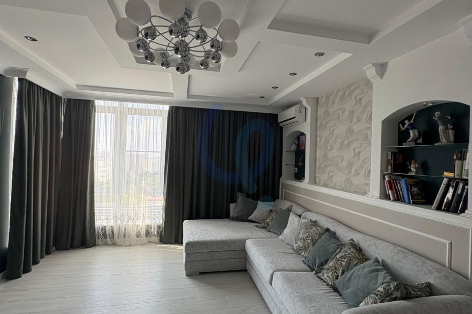Продаётся 5-комнатная квартира, 171 м²