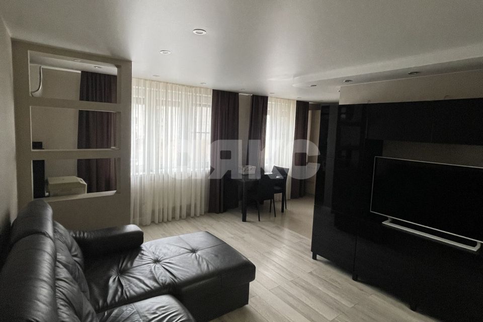 Продаётся 3-комнатная квартира, 72.7 м²