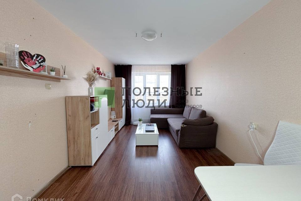 Продаётся 1-комнатная квартира, 39.8 м²