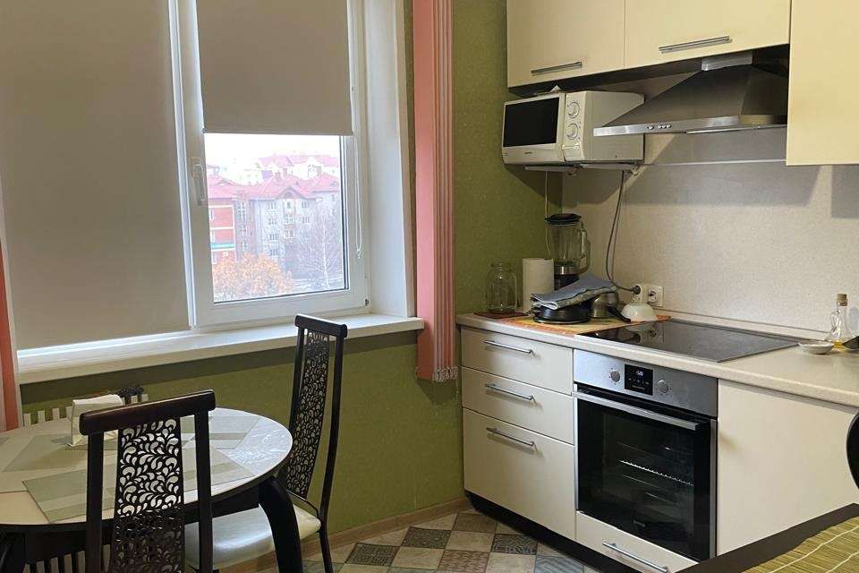 Продаётся 1-комнатная квартира, 38 м²