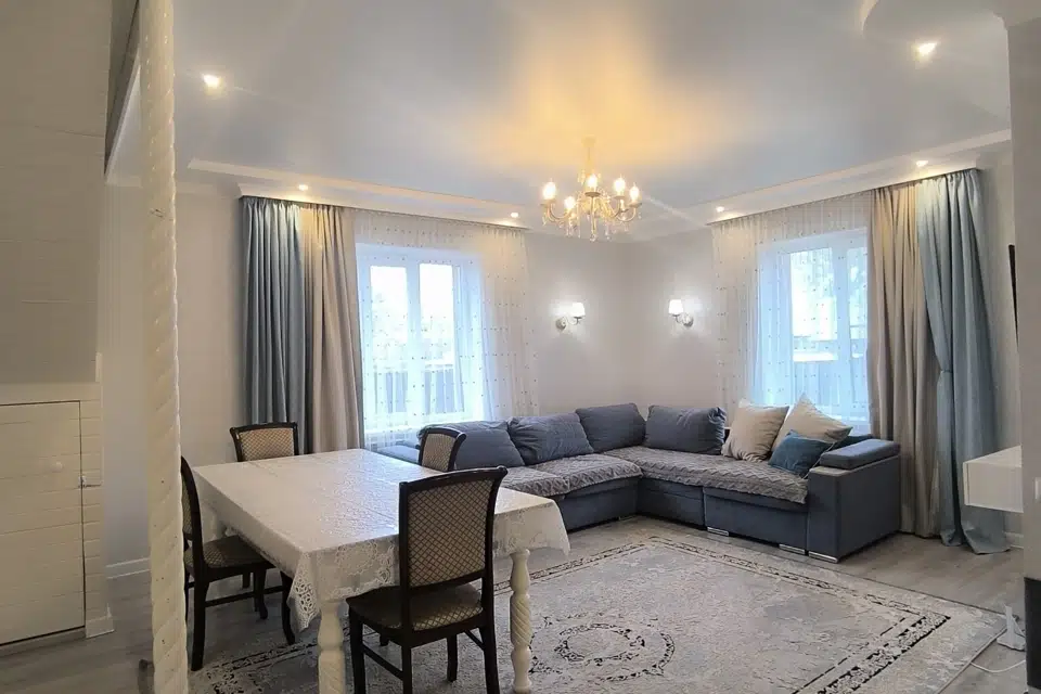Продаётся 2-этажный дом, 202.9 м²