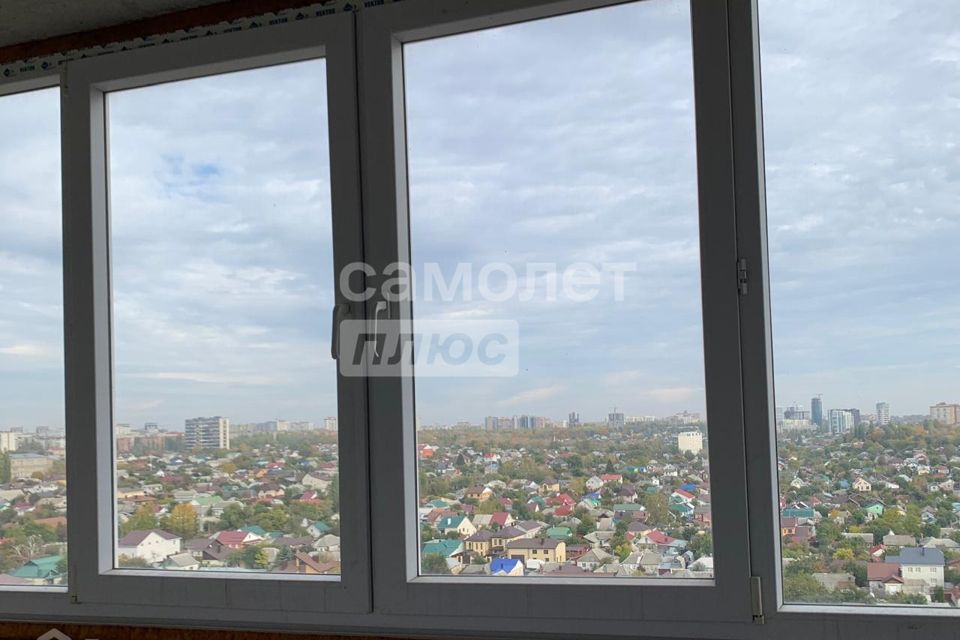 Продаётся 2-комнатная квартира, 77.3 м²