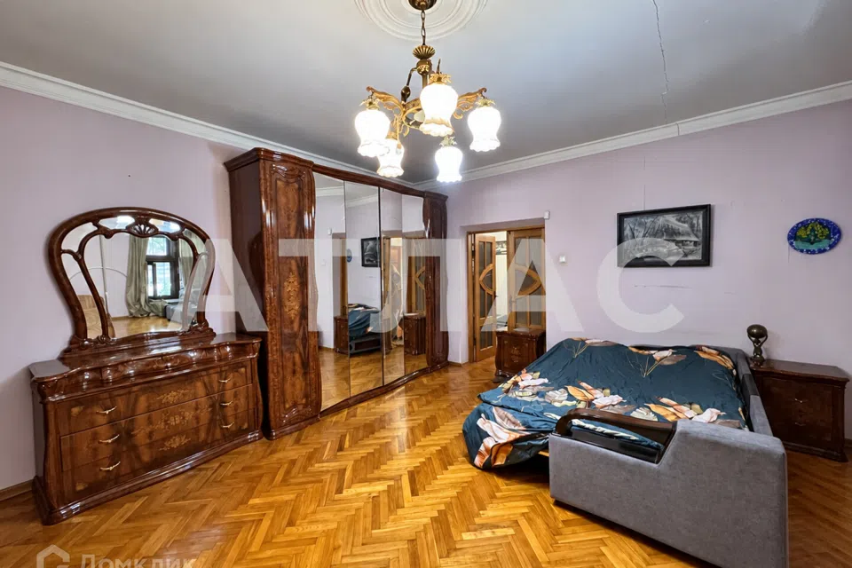 Продаётся 2-этажный дом, 235.1 м²