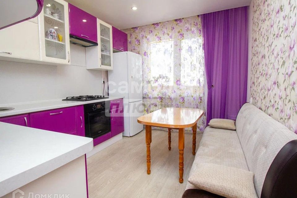 Продаётся 1-комнатная квартира, 37.9 м²