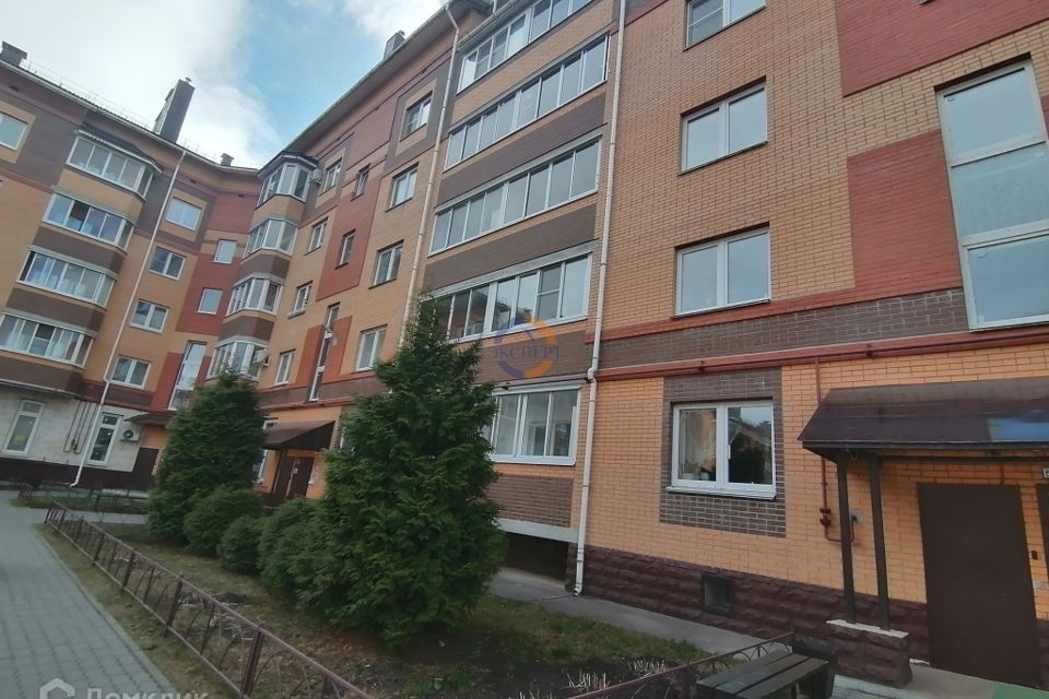 Продаётся 3-комнатная квартира, 98.1 м²