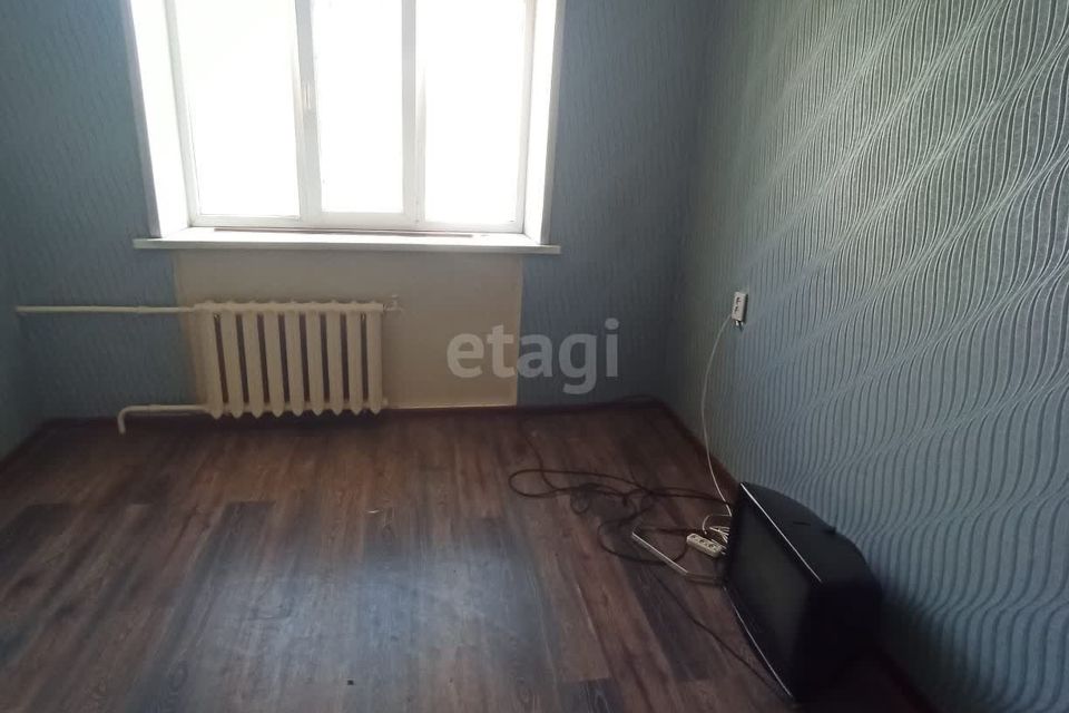 Продаётся комната в 1-комн. квартире, 12.7 м²