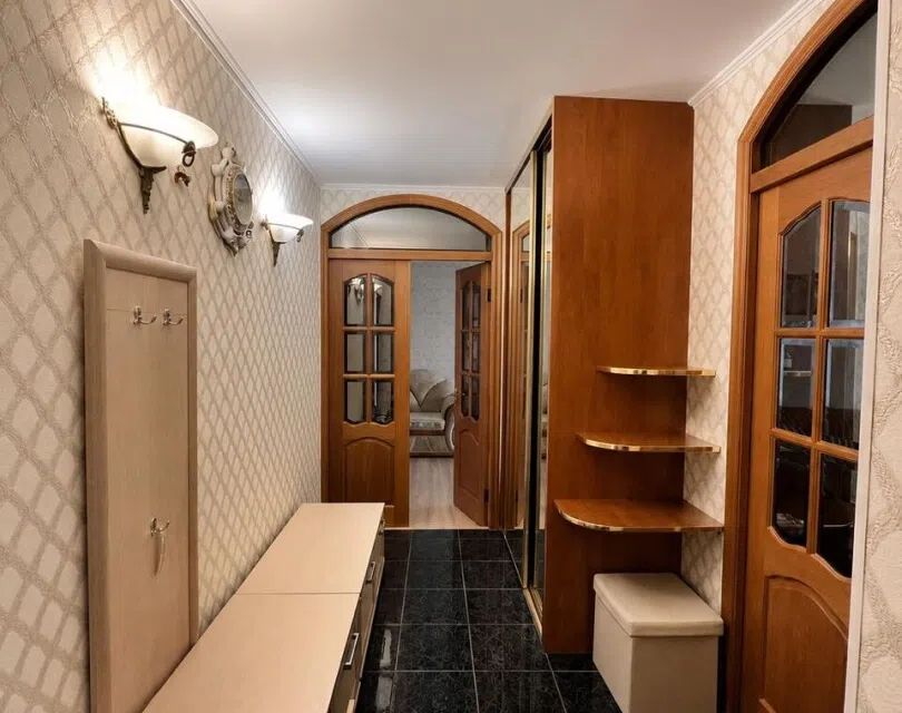 Продаётся 3-комнатная квартира, 61.7 м²