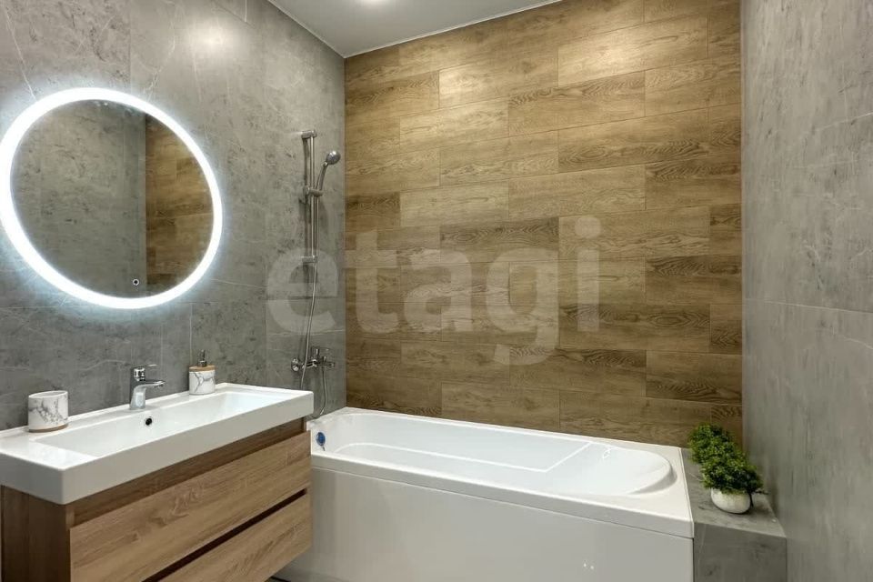 Продаётся 2-комнатная квартира, 58.6 м²