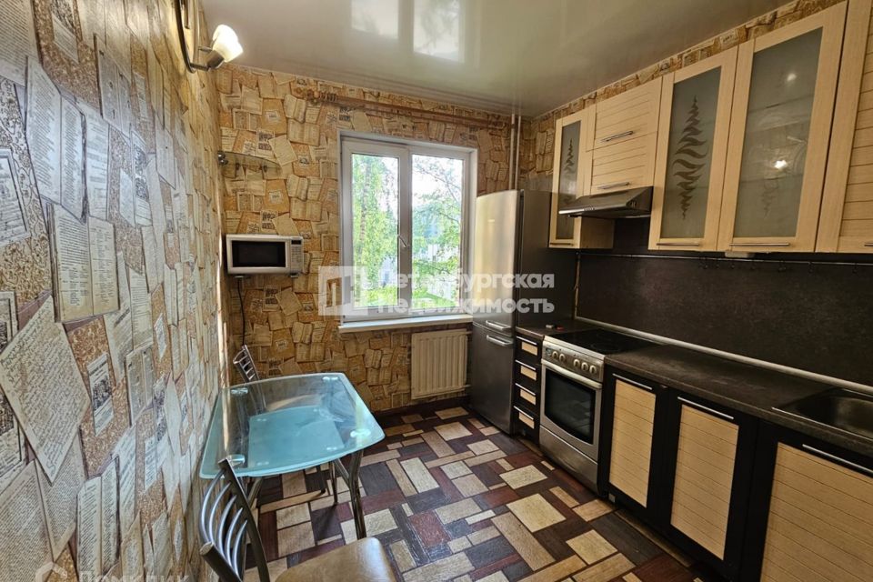 Продаётся 1-комнатная квартира, 32 м²