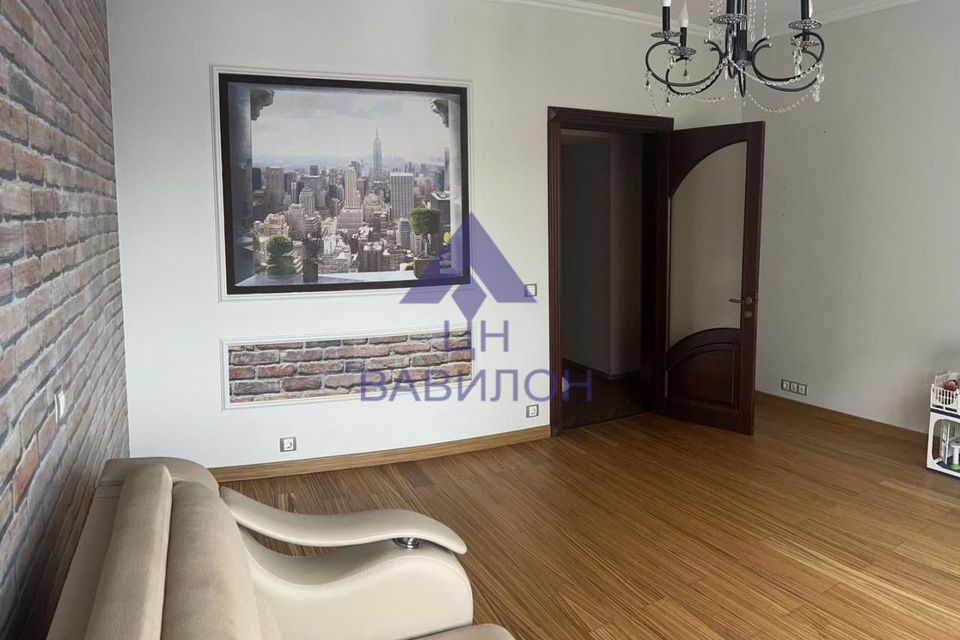 Продаётся 3-комнатная квартира, 94 м²