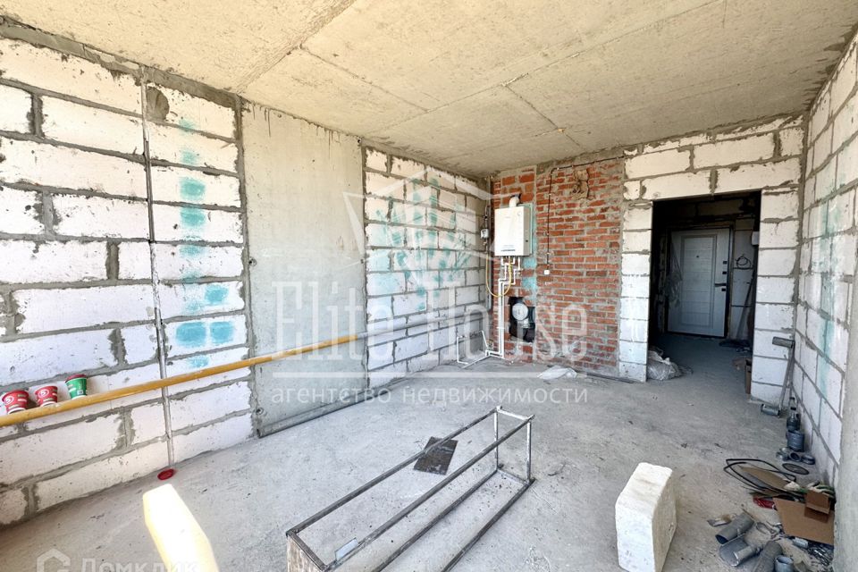 Продаётся 1-комнатная квартира, 44.72 м²