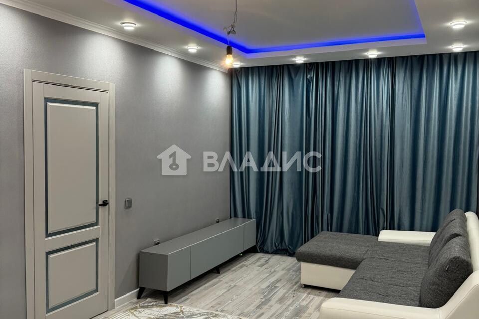 Продаётся 1-комнатная квартира, 35.9 м²