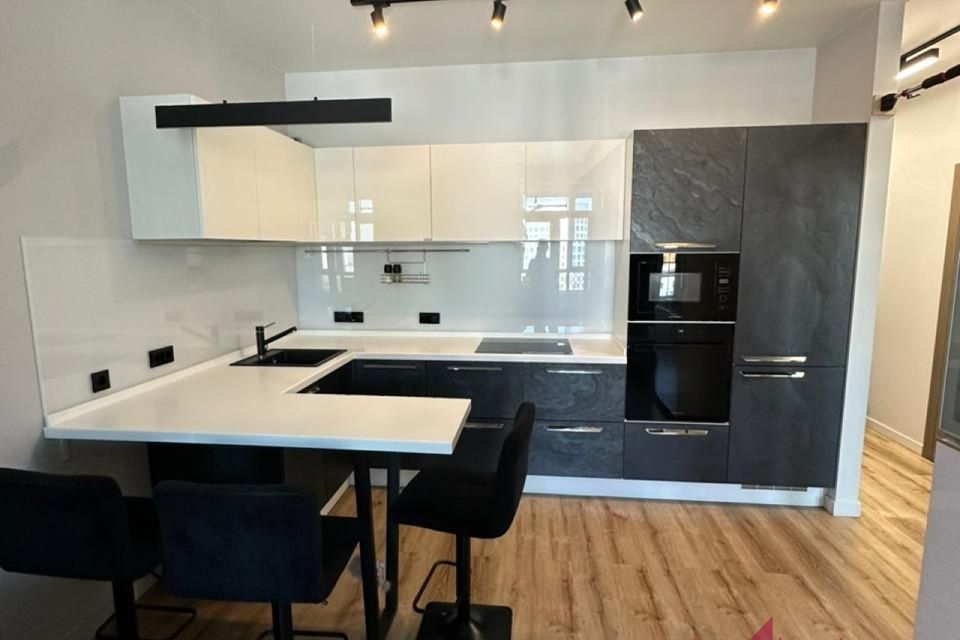Сдаётся 3-комнатная квартира, 76 м²