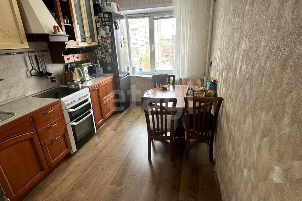 Продаётся 3-комнатная квартира, 62.9 м²