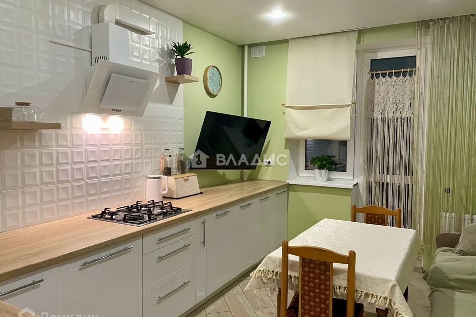 Продаётся 3-комнатная квартира, 77.7 м²