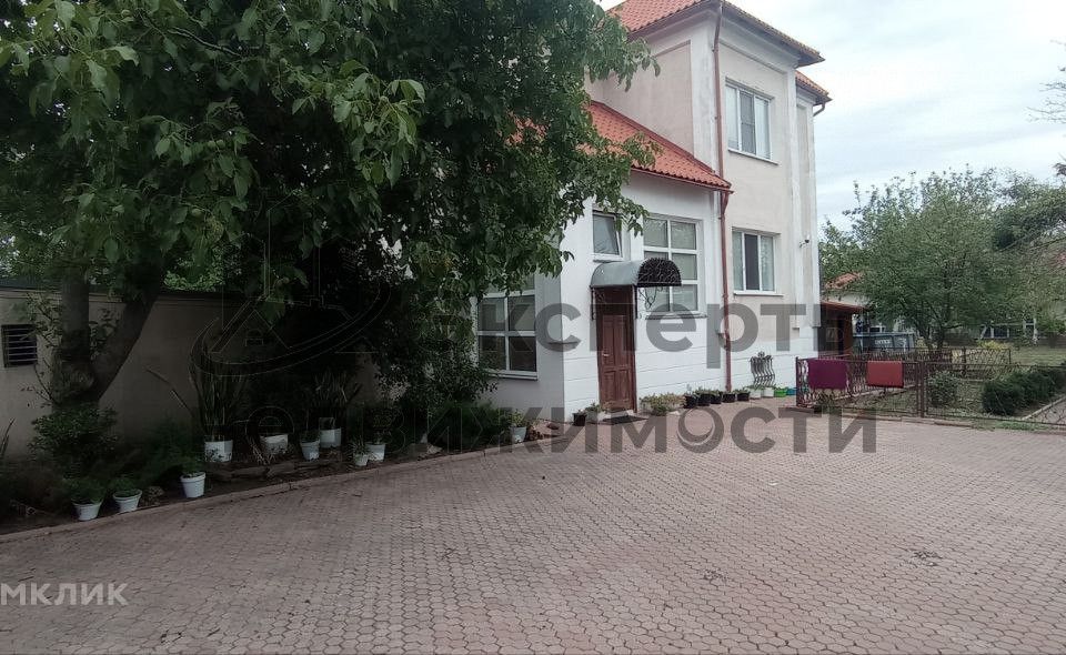 Продаётся 2-этажный дом, 244 м²