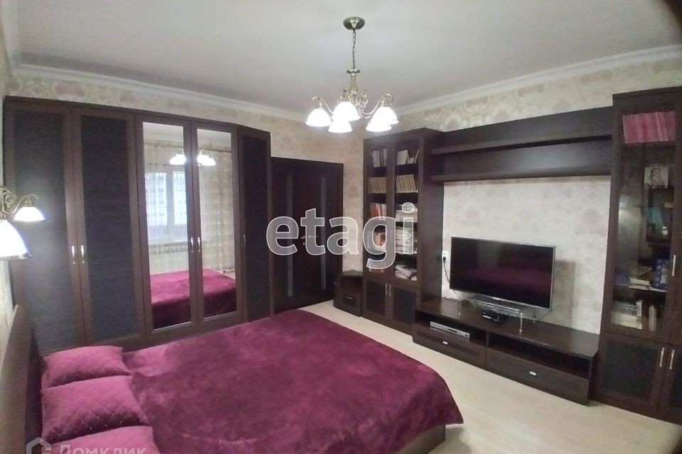 Продаётся 2-комнатная квартира, 58.2 м²