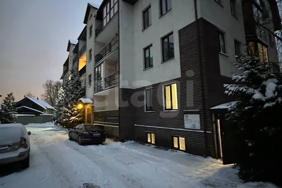 Продаётся 2-комнатная квартира, 62 м²